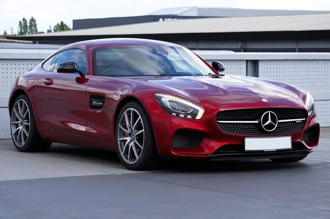 استكشاف أعلى مرسيدس-AMG نماذج مصممة خصيصا دول مجلس التعاون الخليجي أنماط الحياة مزج الفخامة والأداء والابتكار. اكتشاف الكمال AMG على الطرق الخاصة بك!